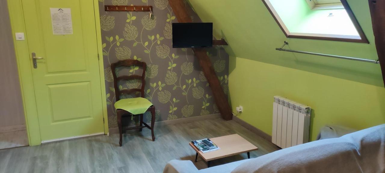 Les Chambres Du Relais Liettres Exteriör bild
